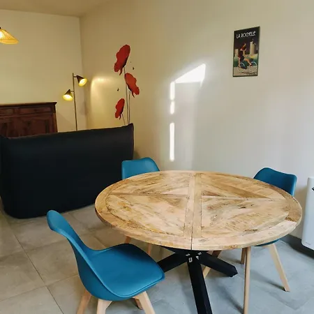 Au Centre De דירה מרנה